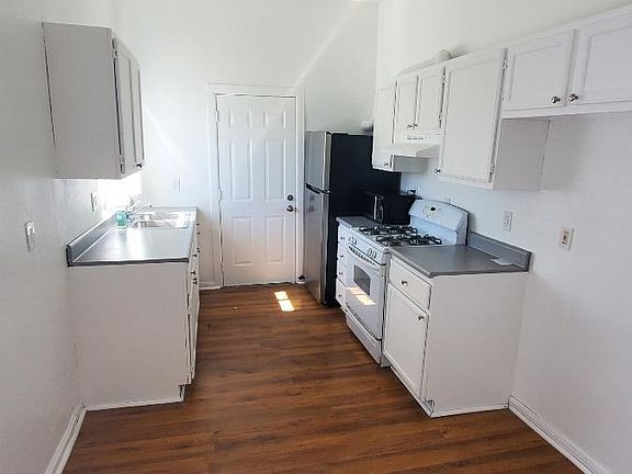 2nd image of 417 Ohio Ave