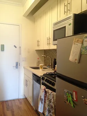 Rented by (Legacy) NY Quality Living Uptown | media 9