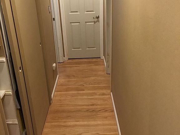 4th image of 2095 Cypress Ave