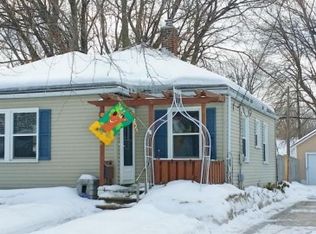 1628 Palmer Ave, Kalamazoo, MI 49001