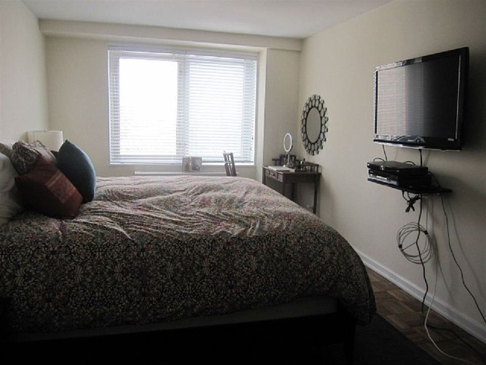 2nd image of 444 E 82nd St APT 24F