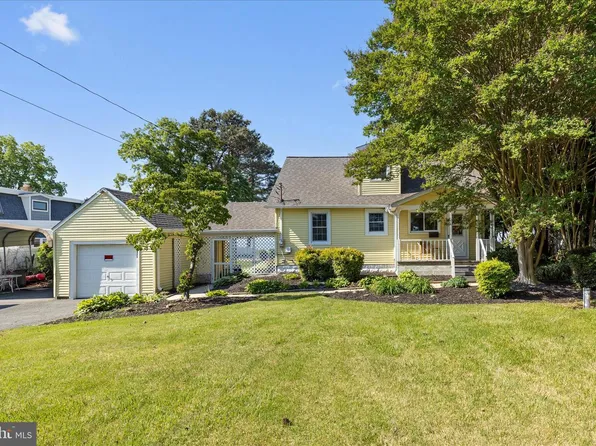 38085 Beach Rd, Coltons Point, MD 20626