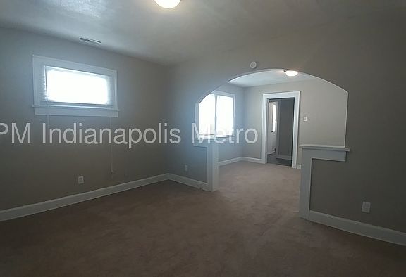 2nd image of 1838 E Minnesota St