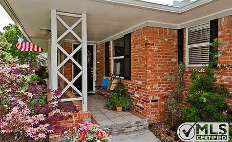 2nd image of 6844 Town North Dr