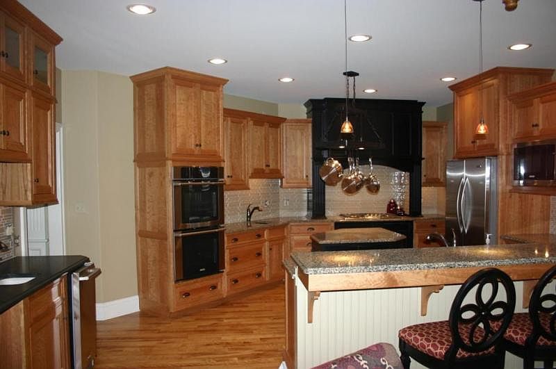 2nd image of 39 Cobble Ln #10