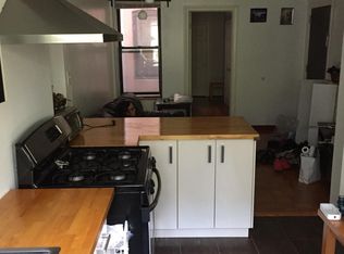 1881 Cornelia St APT 1R, Flushing, NY 11385