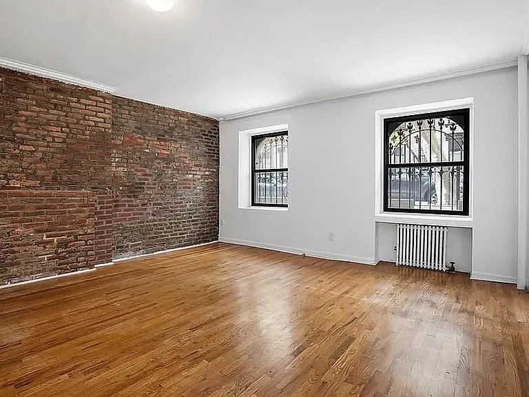 265 Clinton St #L1 — Photo 2