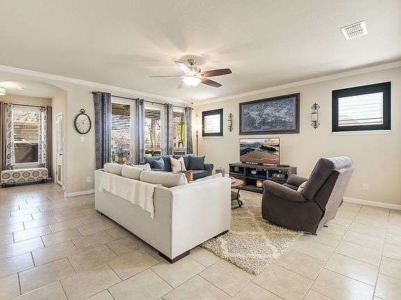 5th image of 1203 Hidden Cave Dr