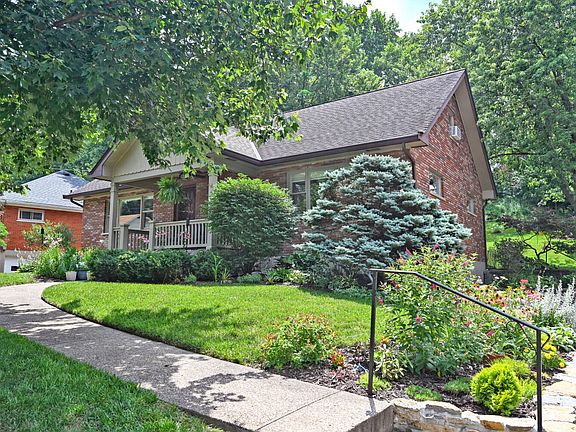 3rd image of 19 Edna Ln
