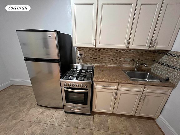3rd image of 448 W 49th St #3B