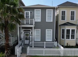 1605 Market St, Galveston, TX 77550