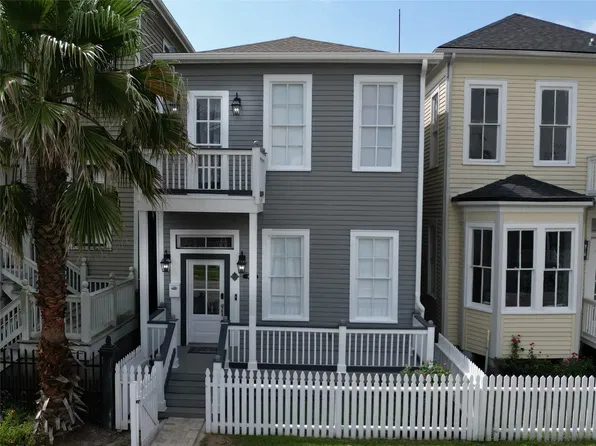 1605 Market St, Galveston, TX 77550