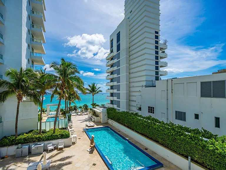 4441 Collins Ave #ID1540533P — Photo 11