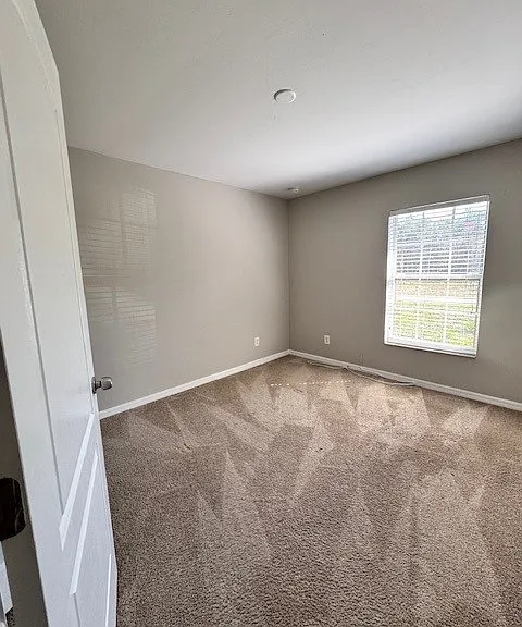 1016 Habershan Ave — Photo 21