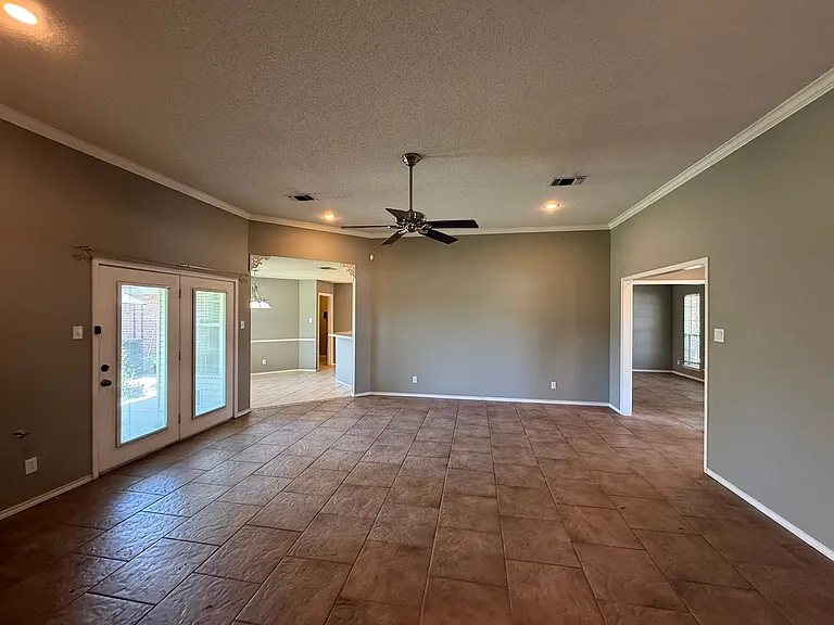 3501 Grandview Dr — Photo 8