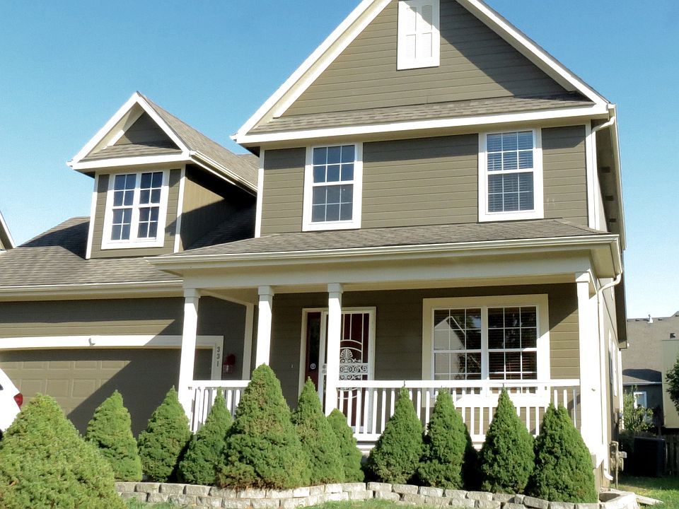 331 W. Cottonwood Dr.