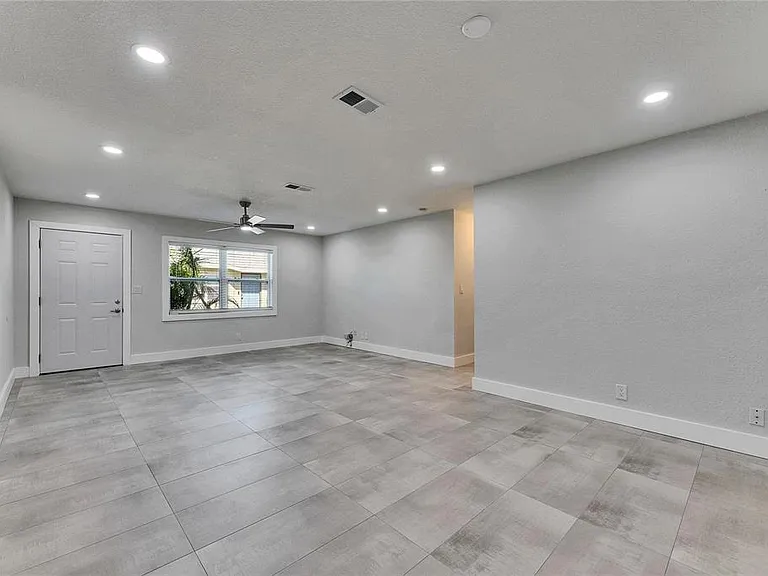 1025 Apollo Beach Blvd #1 — Photo 20