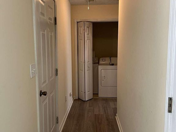 4th image of 70 Dove Point Cir