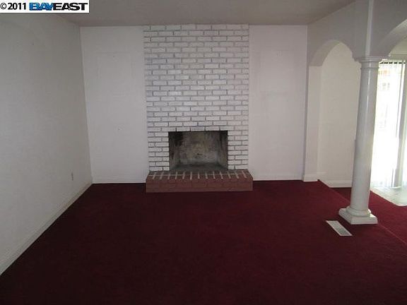 5th image of 54 Brookshire Ct
