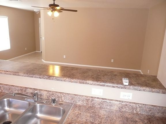 4th image of 6026 W Pueblo Ave
