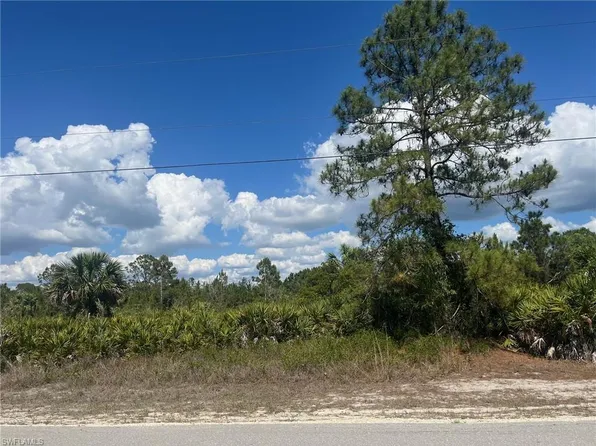 12th ST SE, NAPLES, FL 34117