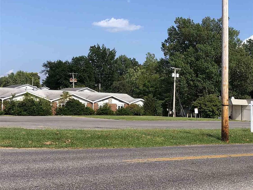 1st image of 526 32nd St