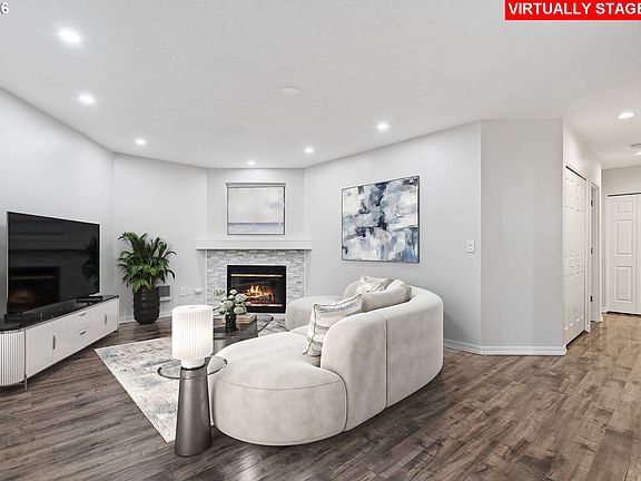 3rd image of 8720 SW Tualatin Rd APT 110