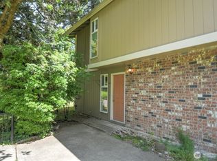 7411 Fairview Rd SW APT 24, Olympia, WA 98512