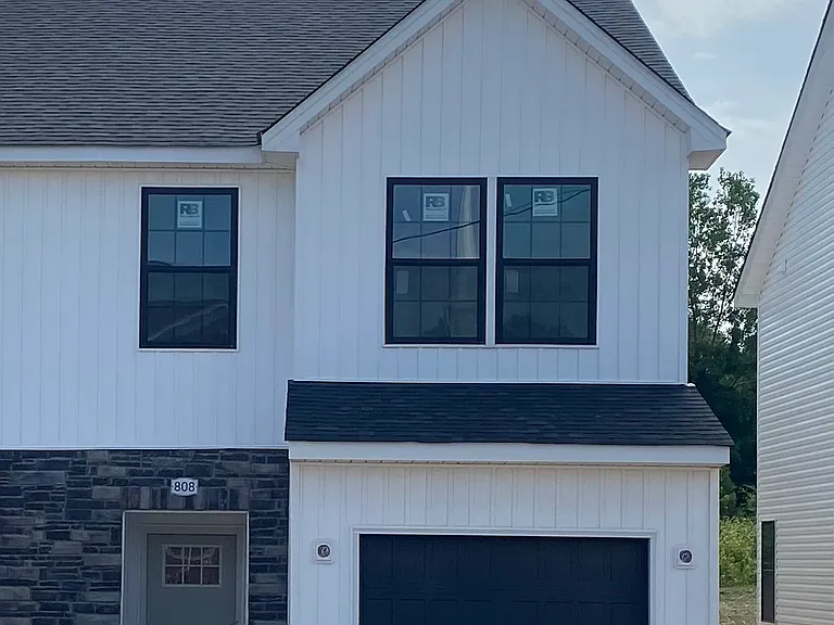 816 Crown Point Dr — Photo 28