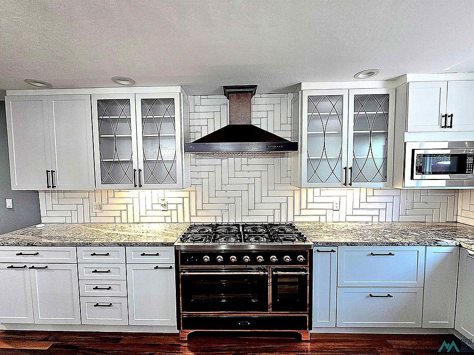 1st image of 1511 S Grandview Dr