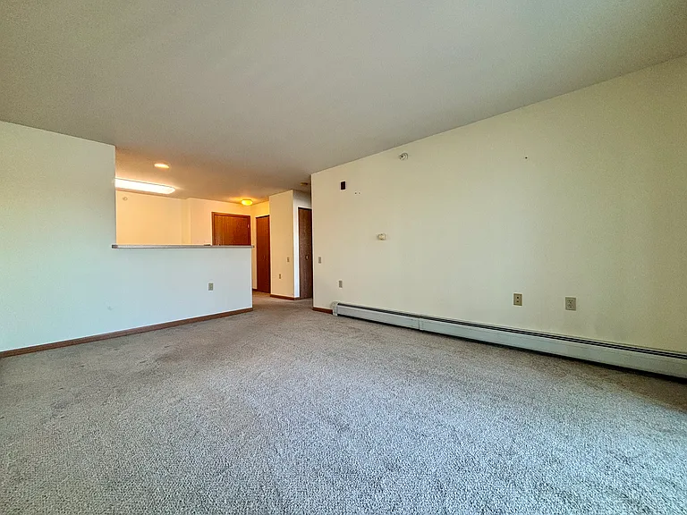 1048 Enterprise Dr #206 — Photo 4
