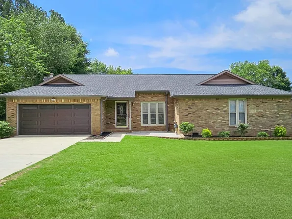 230 Pin Oak Dr, Madison, AL 35758
