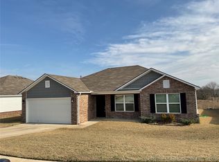1813 S 15th St, Broken Arrow, OK 74012