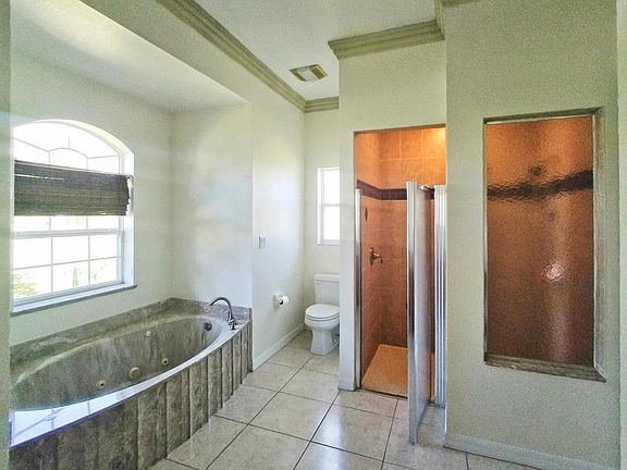5th image of 3376 Chipley Ave