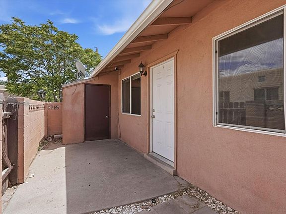 2nd image of 304 Vassar Dr SE APT 2