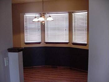 4th image of 816 Margaret Ave