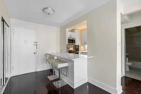 Sold by Compass | media 1