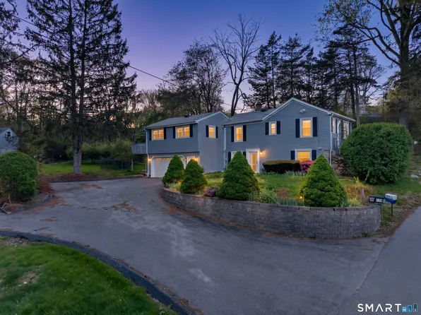 114 Butlertown Road, Waterford, CT 06385