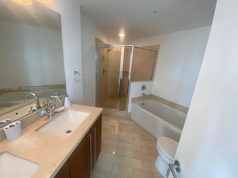 79 SW 12th St #3312 — Photo 6