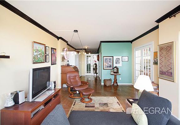3rd image of 200 E End Ave APT 4E