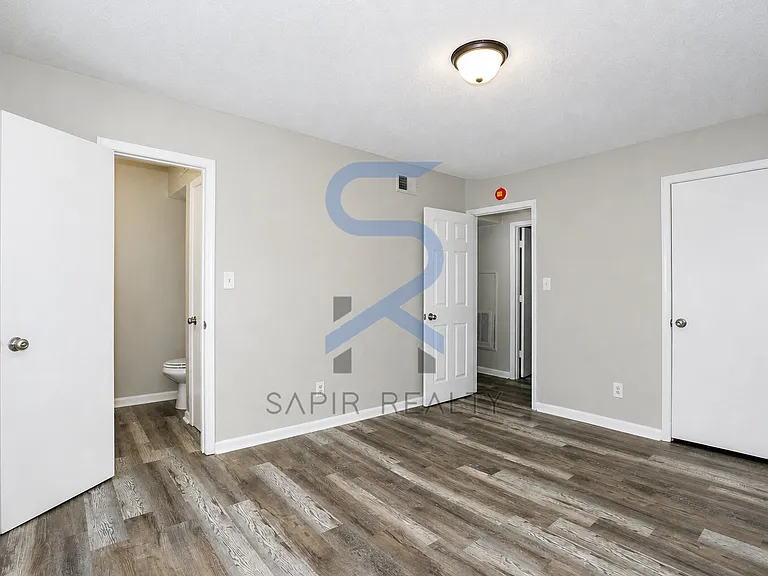 2065 Alison Ct SW #2 — Photo 8