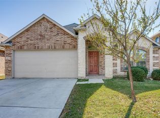 3912 Long Hollow Rd, Roanoke, TX 76262