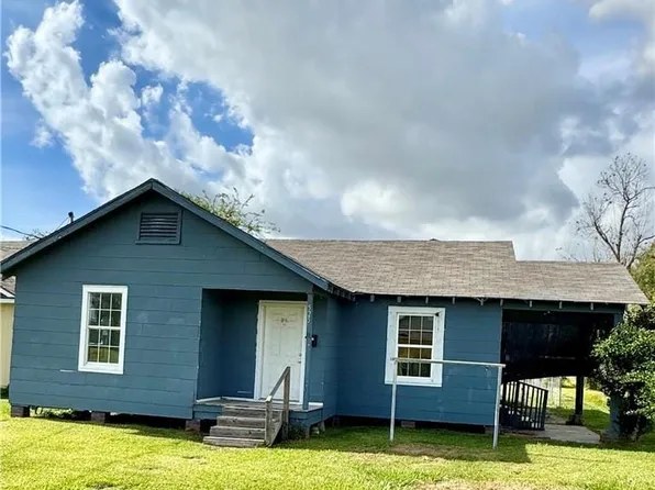 525 Magnolia St, Westlake, LA 70669