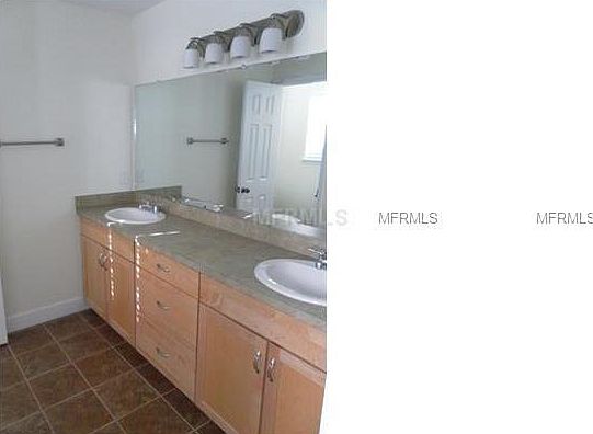 5th image of 2227 Mount Vernon St #D