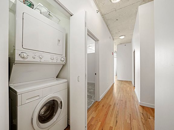 5th image of 1720 S Michigan Ave APT 2112