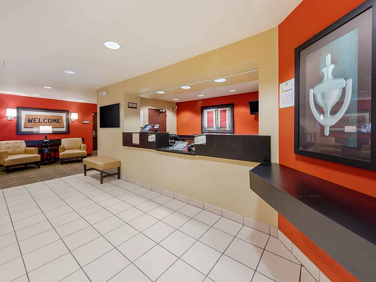 Lobby and Guest Check-in
