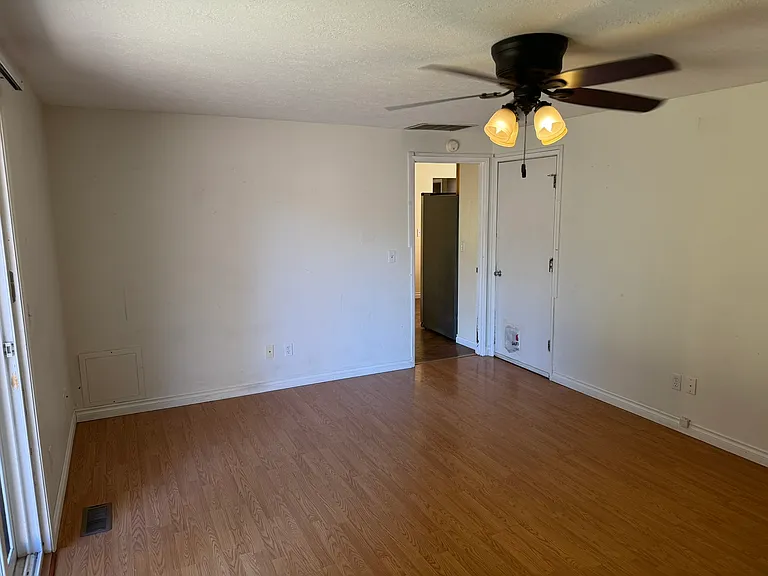 4218 NE Meadow Ln — Photo 5
