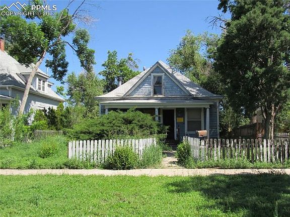 2nd image of 932 E Costilla St
