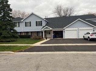 1500 Harbour Ct UNIT 1A, Schaumburg, IL 60193