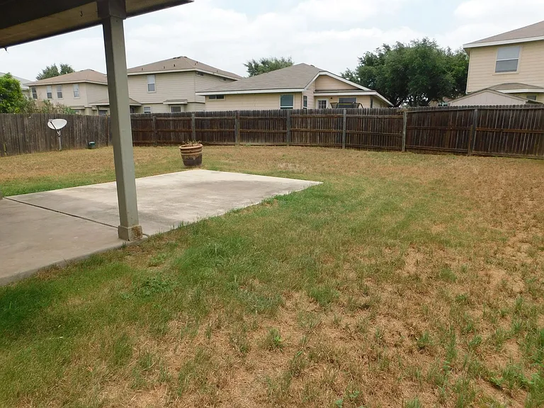 9013 Barkwood — Photo 17